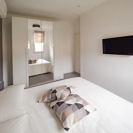 Apartment Domus