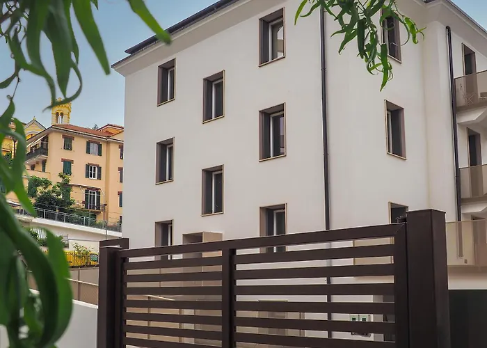 Domus * Varazze